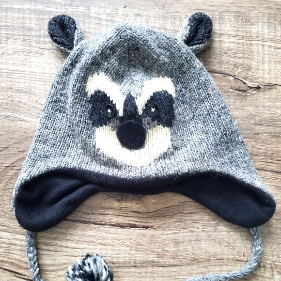 Kid's Racoon Hat - Picture 1 of 1